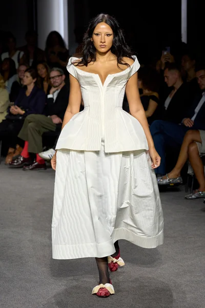 Look 39